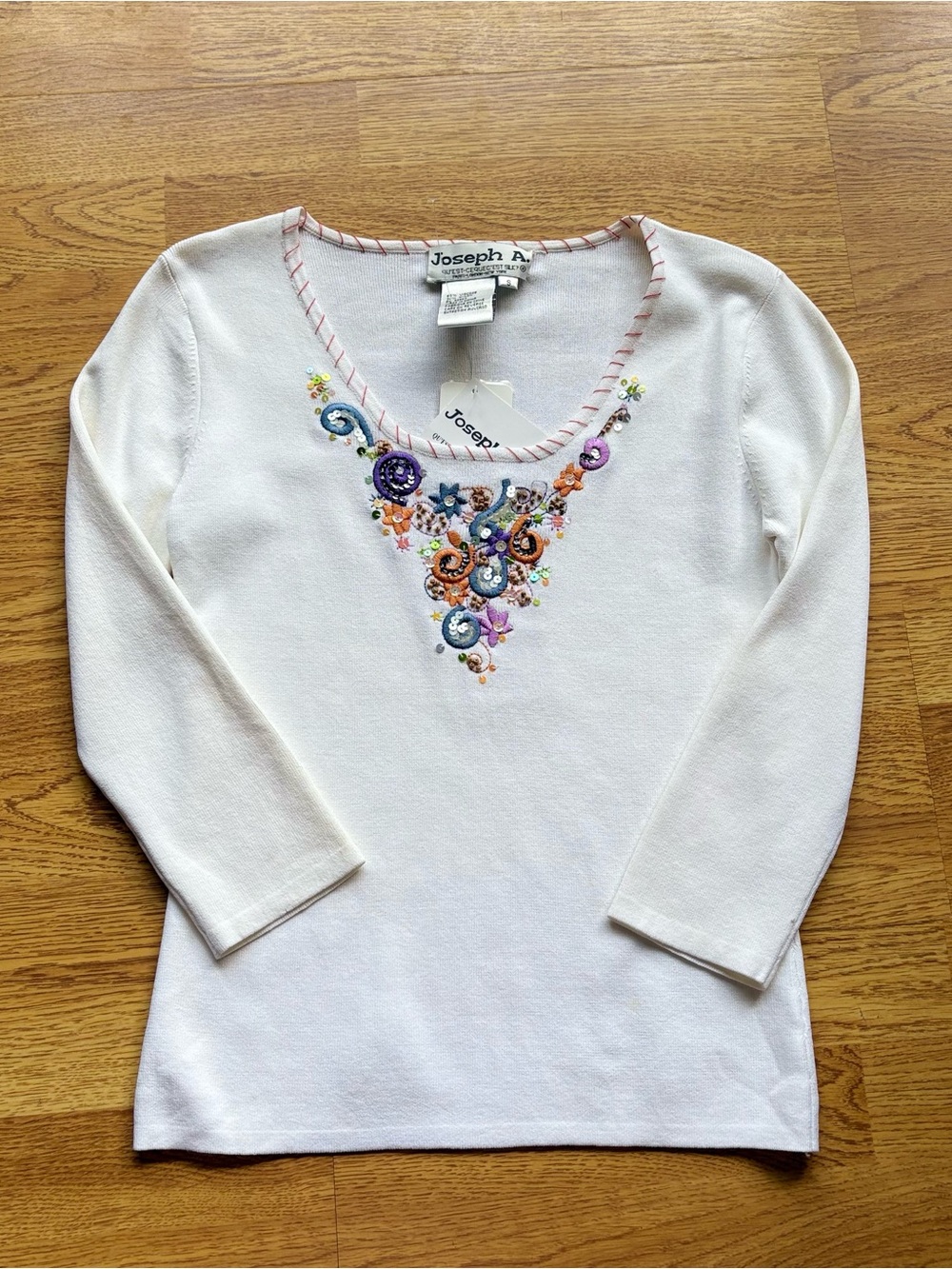 Joseph A Vintage White 3/4 Sleeve V-Neck Top Multicolor Embroidery Y2K Sz S NEW